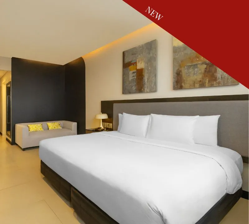Summit Hotel Magnolia Superior King Room 2