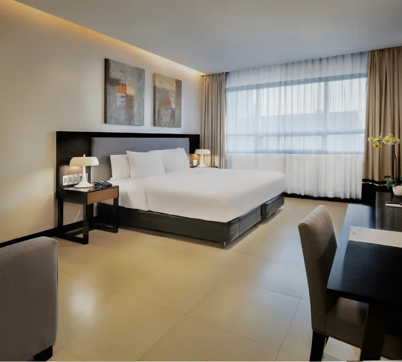 Summit Hotel Magnolia Deluxe King